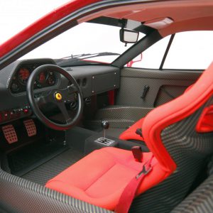 1-8-Ferrari F40-b