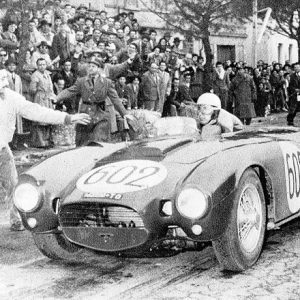 1280px-1954-05-02_Mille_Miglia_winner_Lancia_D24_Ascari