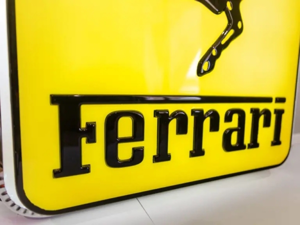 2000s-Ferrari-NM-sign (3) 2000s-Ferrari-NM-sign (3)