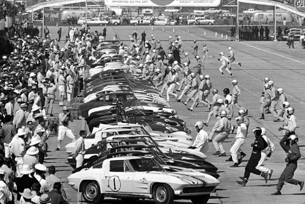 63Sebringstart 63Sebringstart