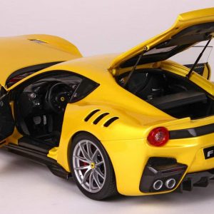 1/18 2016 Ferrari F12TDF in Giallo Tri-Strato