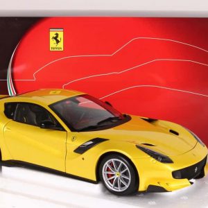 1/18 2016 Ferrari F12TDF in Giallo Tri-Strato