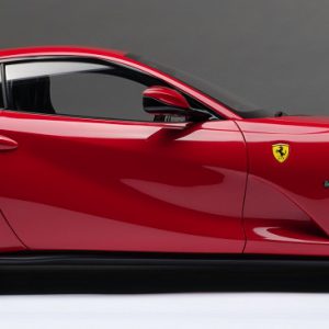 Ferrari_812superfast_-_04_Resized_4000x2677