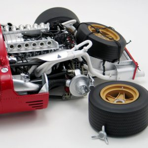 1/8 1967 Ferrari 330P4 Spyder