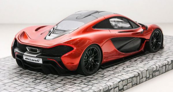 Collector Studio - Fine Automotive Memorabilia - 1/18 2014 Mclaren