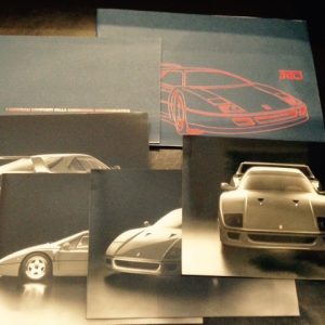 1987 Ferrari F40 factory media kit/brochure in German text