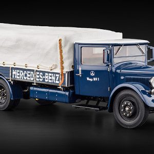 1/18 1934-38 Mercedes-Benz LO 2750 race car transporter