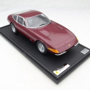 1/8 1971 Ferrari 365 GTB/4 Daytona coupe