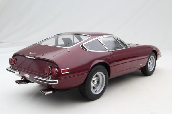 Collector Studio - Fine Automotive Memorabilia - 1/8 1971 Ferrari