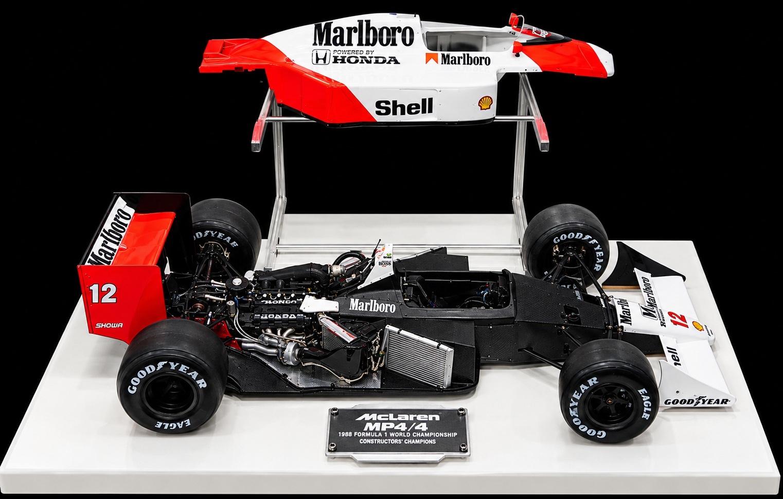 Collector Studio - Fine Automotive Memorabilia - 1/8 1988 McLaren