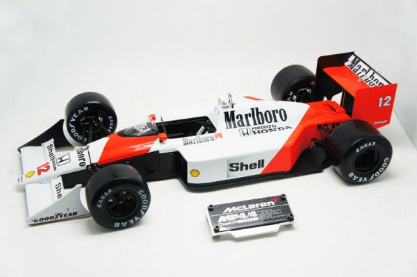 DeAGOSTINI McLaren Honda MP4/4 1/8 Scale Ayrton Senna Unassembled Model Kit Set 