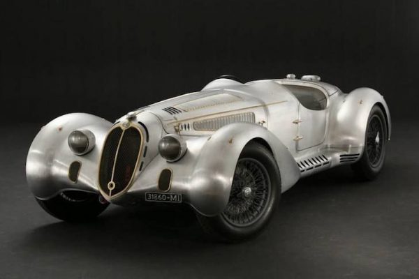 Collector Studio - Fine Automotive Memorabilia - 1939 Alfa Romeo 