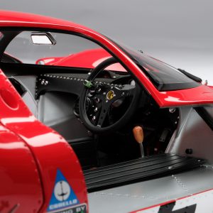 1/8 1967 Ferrari 330 P4 Le Mans
