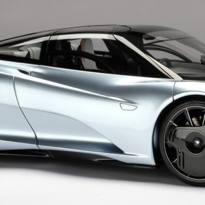 1/8 2020 McLaren Speedtail