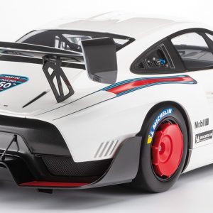 1/8 2019 Porsche 935/19 Martini