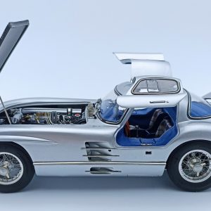 1/18 1955 Mercedes 300 SLR Uhlenhaut Coupe