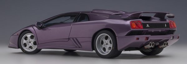 Collector Studio - Fine Automotive Memorabilia - 1/18 1994 Lamborghini  Diablo SE30 Jota