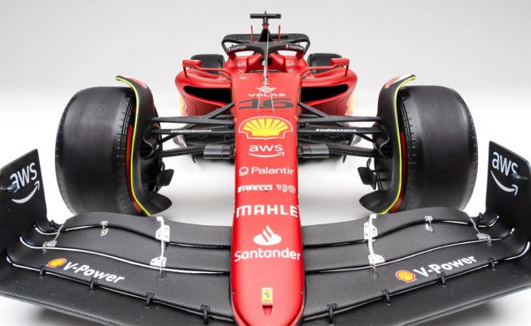 Charles Leclerc 2022 1:8 Scale Model Scuderia Ferrari F1-75 - Bahrain GP