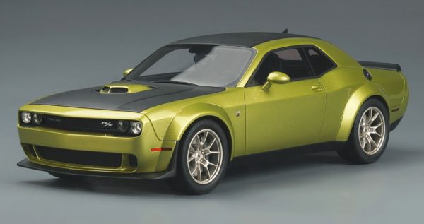 1/18 Dodge Challenger R/T 'Scat Pack' 50th Anniversary Edition