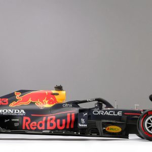 1/8 2021 Max Verstappen RB16B #33 Red Bull Racing - Abu Dhabi winner