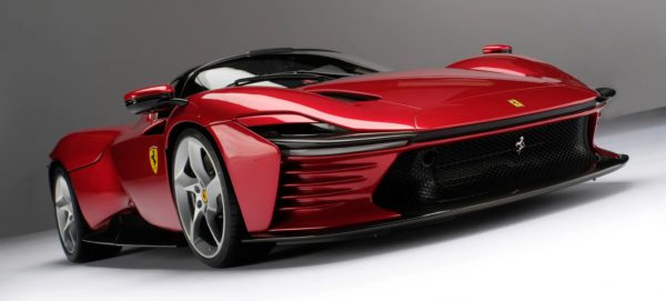 1/8 2023 Ferrari Daytona SP3