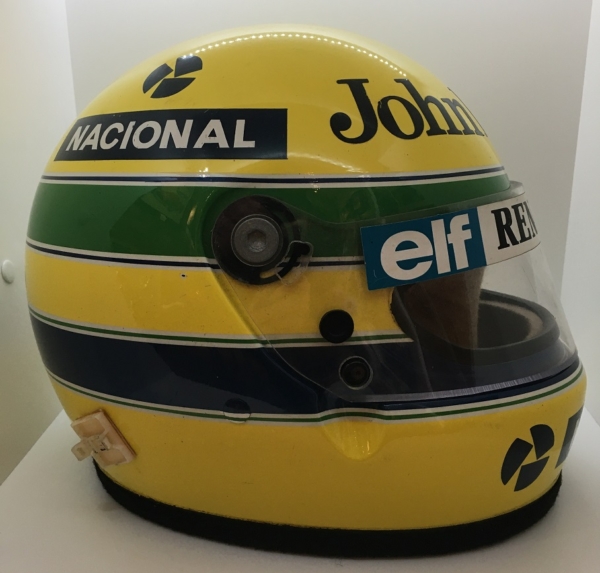1985SennaHelmetSignedpix (8) 1985SennaHelmetSignedpix (8)