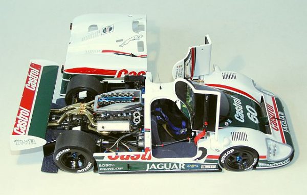 Collector Studio - Fine Automotive Memorabilia - 1/18 1988 Jaguar 