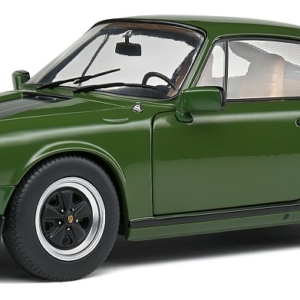1-18-porsche-911-sc-green-1978-01