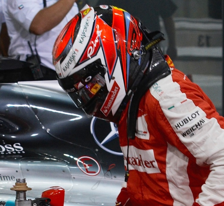 Casquette Ferrari Signée – Kimi Räikkönen – Taille Unique – Rouge