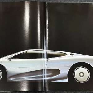 XJ220brochure (2)