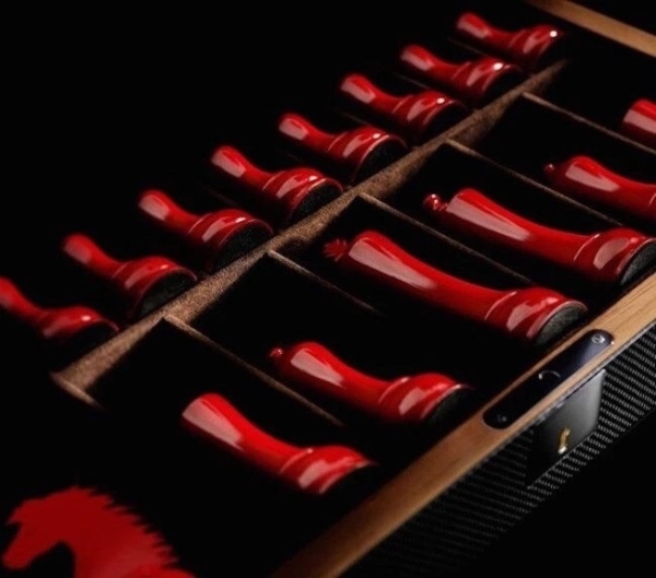 Ferrari-chess-set (2) Ferrari-chess-set (2)