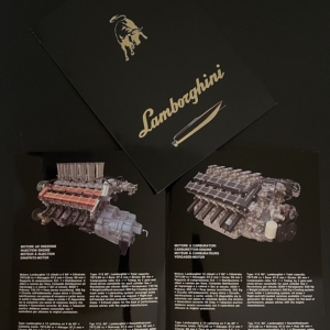 1980s-Lambo-OffShore- PowerBoat-8L-engines