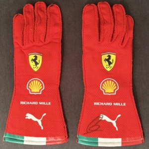 2026-LH-Canada-signed-gloves (2)