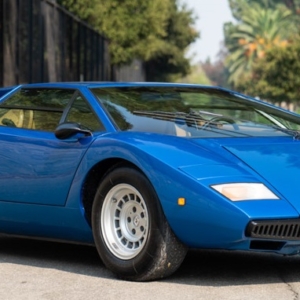 Lamborghini-Countach-LP400-156658