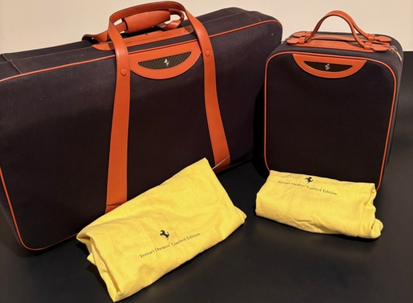 2001-550-barchetta-luggage-pair (1)