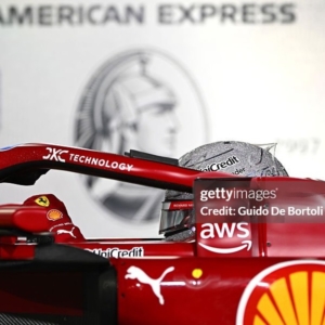 LAS VEGAS, NEVADA - NOVEMBER 20: Lewis Hamilton of Great Britain driving the (44) Scuderia Ferrari SF-25 in the Pitlane during practice ahead of the F1 Grand Prix of Las Vegas at Las Vegas Strip Circuit on November 20, 2025 in Las Vegas, Nevada. (Photo by Guido De Bortoli/LAT Images)