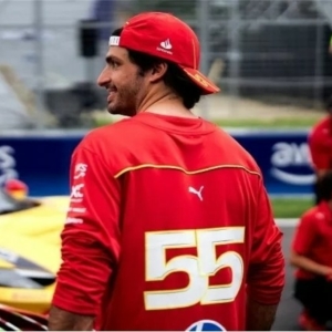 2024 puma ferrari sainz hockey jersey 2