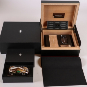 Humidor-Type-488-With-Chrome Model-Lot- 822 (1)