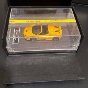 1-43-Ferrari-Factory-Owner-models-F8-spider-yellow