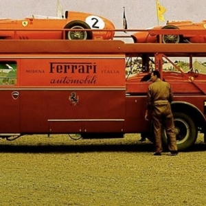 1950s-Ferrari-Transporter
